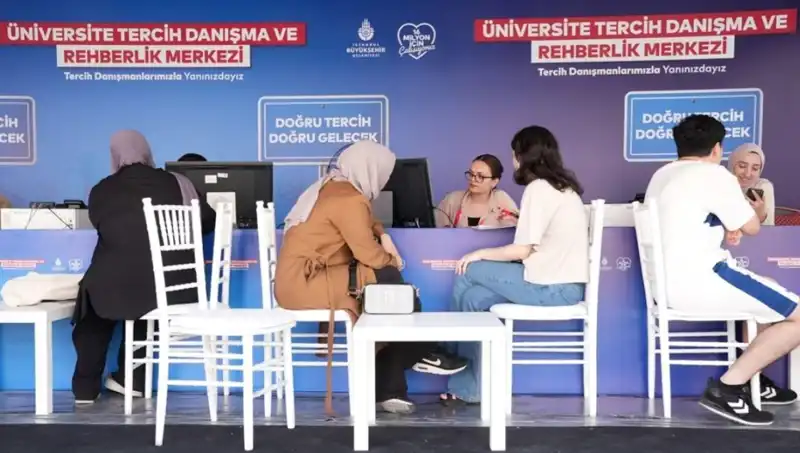 İstanbul'da Üniversite Tercihleri İçin 24 Yeni Danışma Merkezi Açıldı!