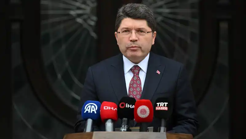 İmralı Heyeti, Adalet Bakanı Tunç ile Hayati Görüşmelere Hazırlanıyor