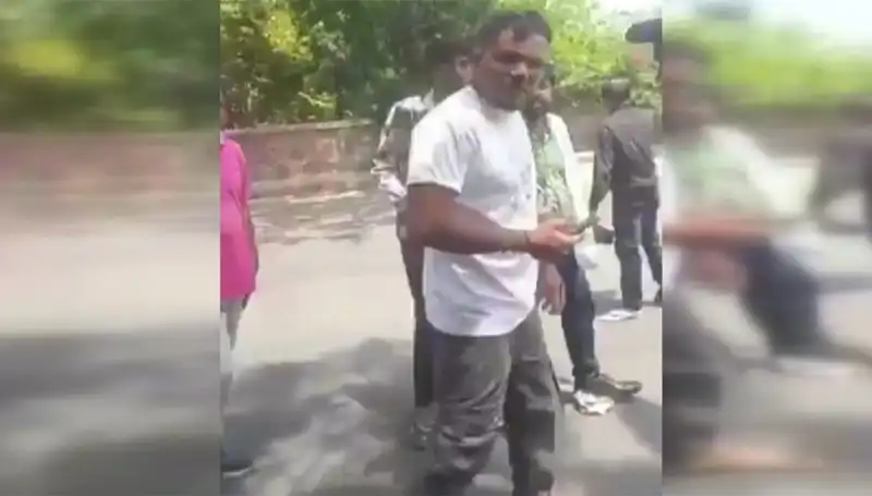 11A Yolcusunun Şok Edici Uçağa Biniş Deneyimi!