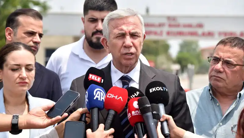 Mansur Yavaş, Muhittin Böcek’i Ziyaret Etti: Yeni İşbirlikleri Yolda mı?