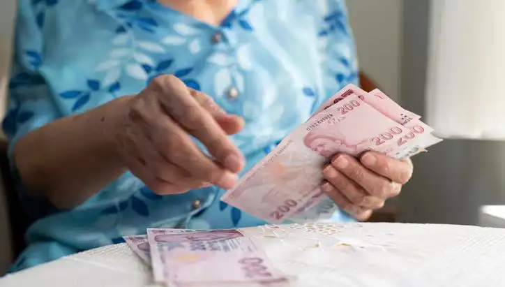 Emeklilerin Güvenliği Tehlikede: Dolandırıcılar Yeni Taktikler Geliştiriyor