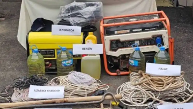 Kaçak Kazı ve Uyuşturucu Operasyonu: 9 Şüpheli Ekipler Tarafından Yakalandı