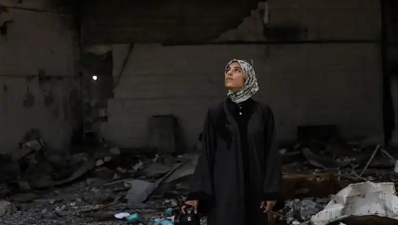 Gazze’deki Foto Muhabir Fatma'nın Ölümü: Gürültülü Bir Ayrılışın Ardındaki Tanıklık