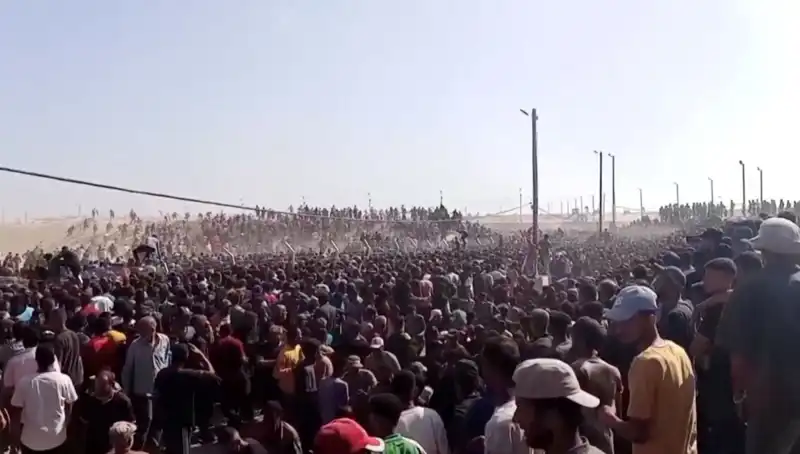 İsrail'in Gazze'de Yardım Noktasına Düzenlediği Saldırıda 26 Kişi Hayatını Kaybetti