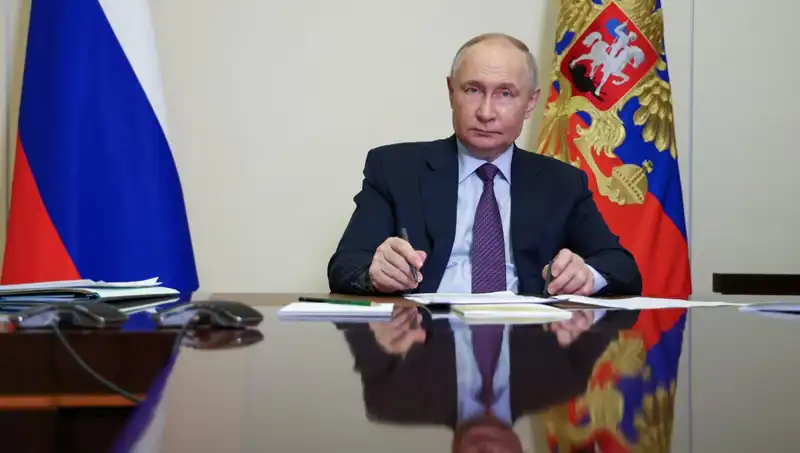 Putin, Esad’ı Müttefik Olarak Korumayı Sürdürüyor!
