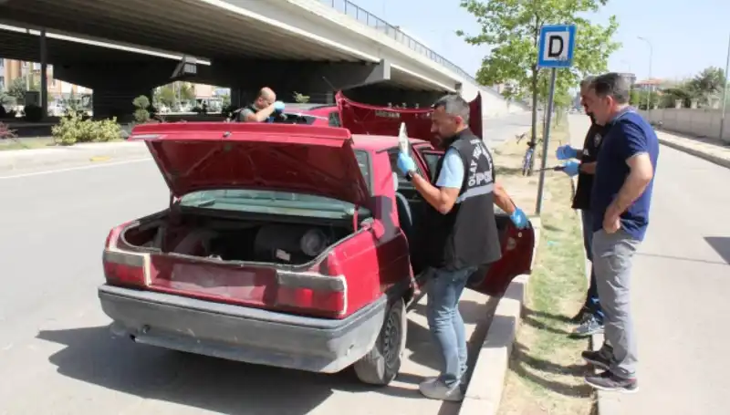 Çaldığı Araçta Yakıt Bitince Bir Başka Aracı Hedef Aldı!