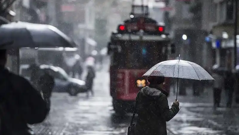 Güneşli Günlerin Yerini Sağanak Yağış Alıyor: Hava Durumu Beklentileri