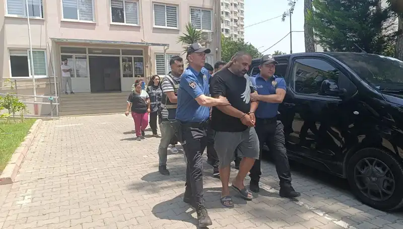 Adana'da Flaş Dolandırıcılık Operasyonu: 4 Kişi Tutuklandı!