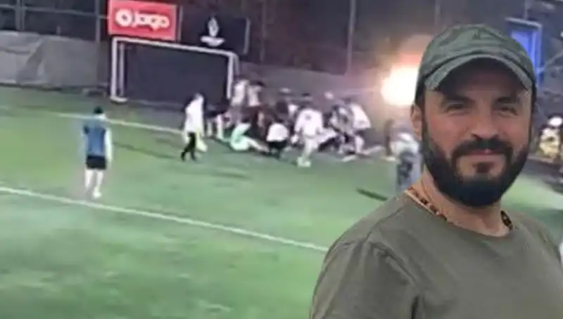 Halı Saha Maçında Kalp Krizi Geçiren Futbolcu Hayata Veda Etti