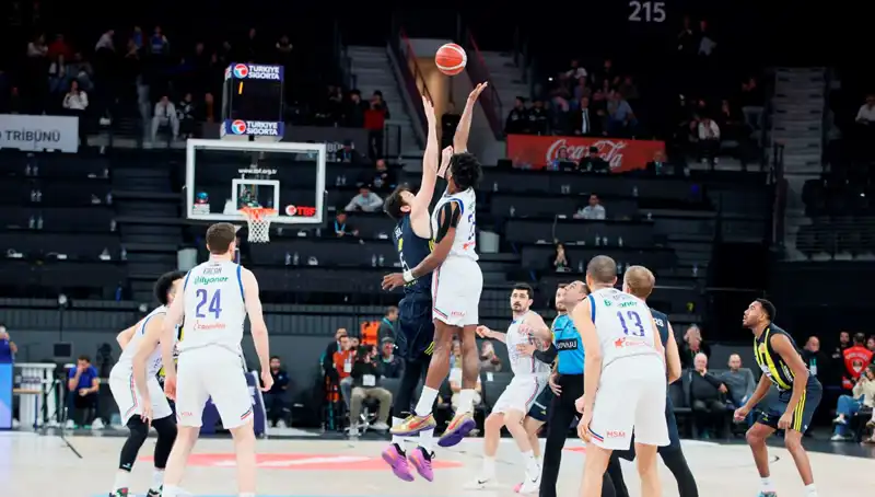 Anadolu Efes ve Panathinaikos: Hayati Maç İçin Geri Sayım Başladı