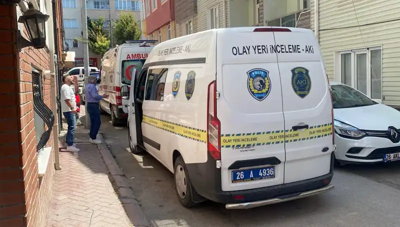 İki Çocuk Babası Adam Evinde Tuhaf Bir Şekilde Ölü Bulundu
