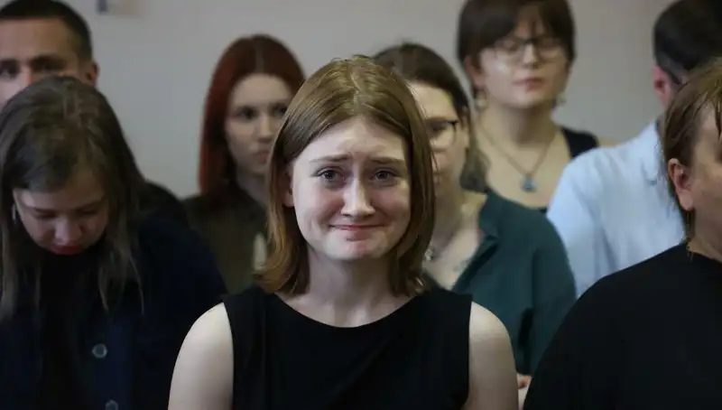 19 Yaşındaki Rus Aktivist Darya Kozyreva'ya Savaş Karşıtı Faaliyetlerden Hapis Cezası!