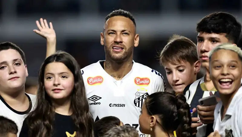 Fenerbahçe, Neymar İçin Alacağı Karar ile Futbol Dünyasını Sarsacak mı?