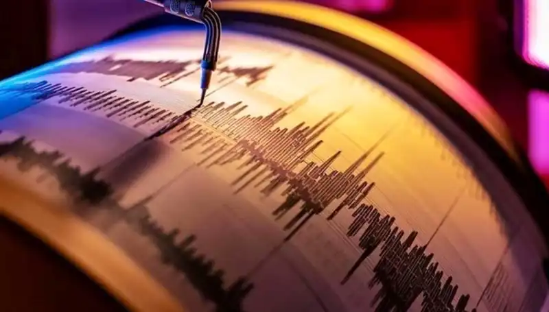 Kütahya'da 3,5 Büyüklüğünde Deprem: Halk Panik İçinde!
