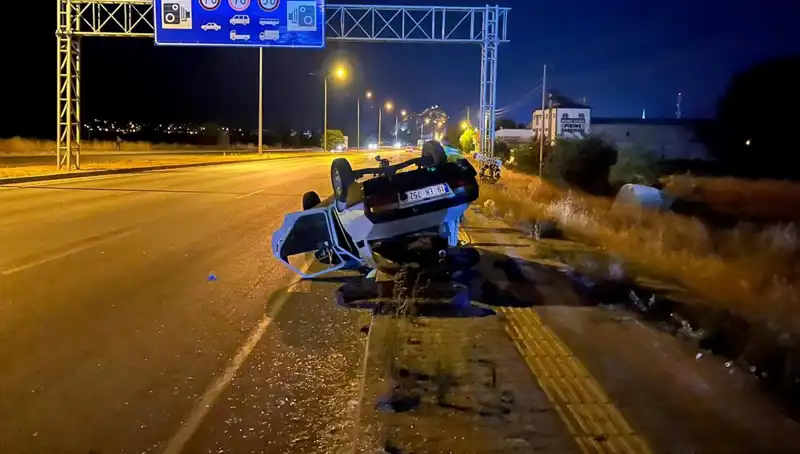 TIR Otomobili Sıkıştırdı: Takla Atan Araçta Yaralı Var!