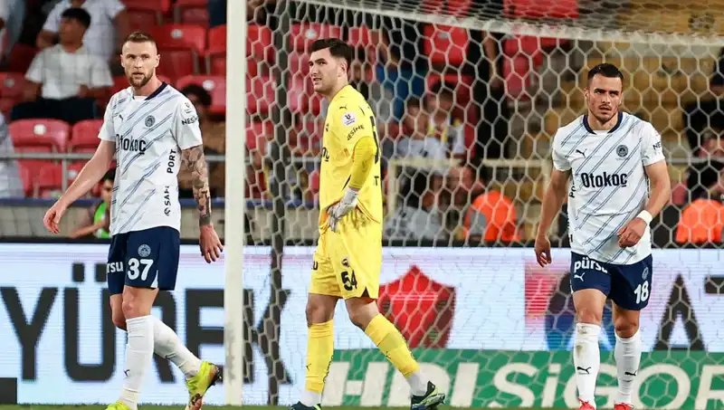 Fenerbahçe'nin Korkunç Yenilgisi: Darmadağın Oldular!