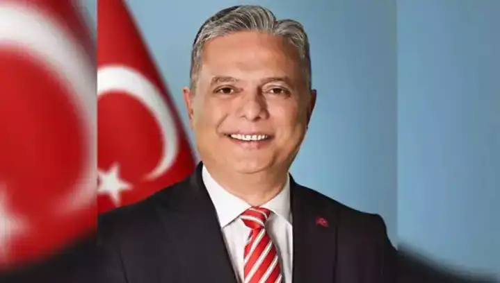 CHP Genel Başkan Adayı Ümit Uysal: Geçmişi ve Vizyonu