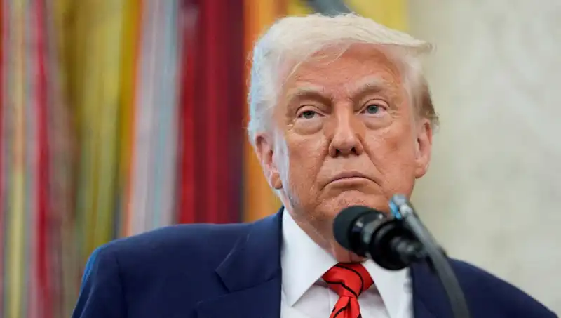 Trump, G7 Zirvesini Erken Terk Ederek Beyaz Saray'a Dönüyor