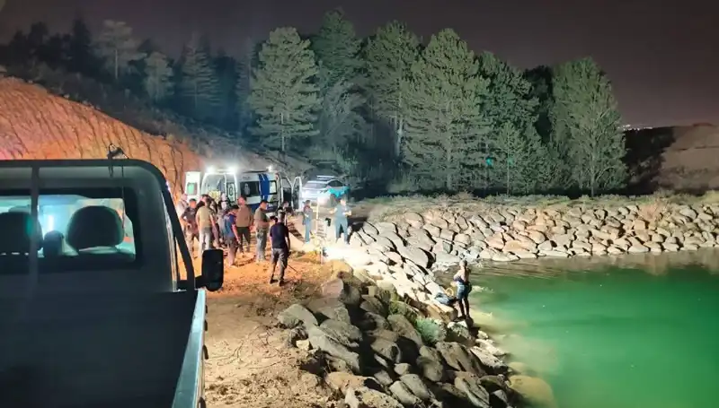 Doğum Gününde Gölette Mucize Arayışı: Can Pazarı Yaşandı