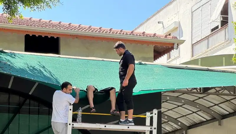 Dengesini Kaybedip Balkondan Düşen Genç Kadın Hayatını Kaybetti