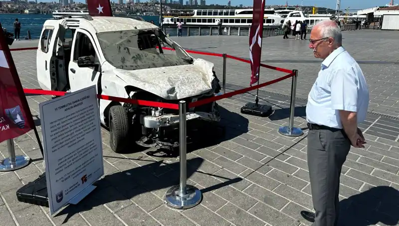 15 Temmuz'da Tankların Ezdiği Araçlar Sergileniyor: Tarih Tekrar Canlanıyor