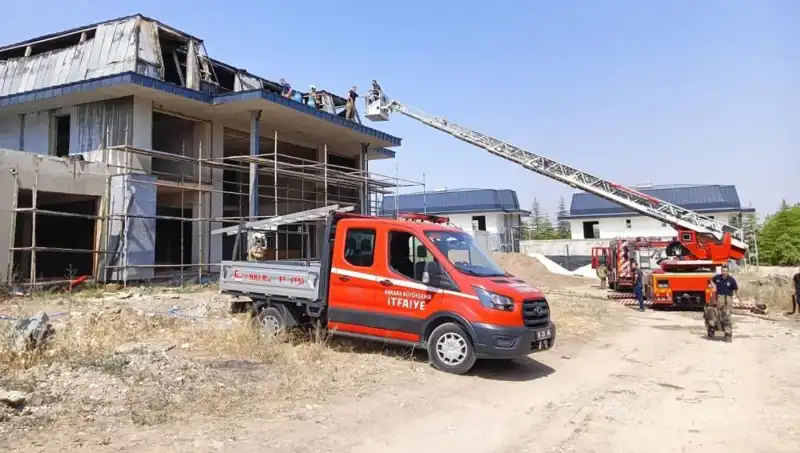 Ankara Gölbaşı'ndaki Villalarda Şiddetli Yangın: Sebebi ve Son Durum