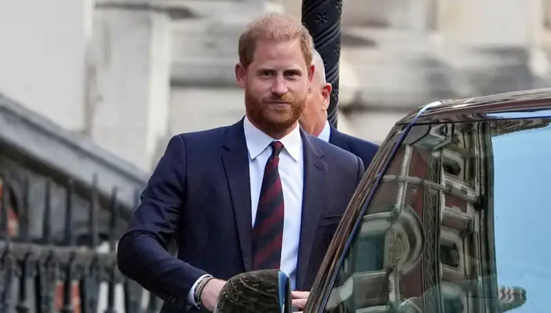 Prens Harry’den Aile Barışı İçin Cesur Adım: Sorunlar Ne Olacak?