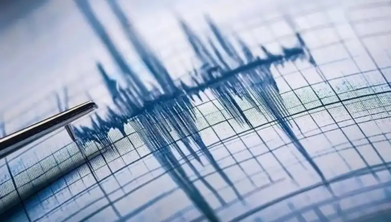 Rusya'da 8 Büyüklüğünde Deprem: Tsunami Tehlikesi Kapıda